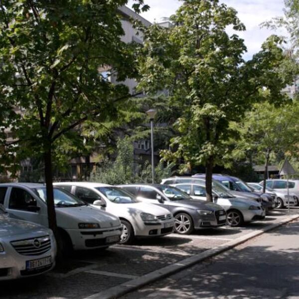 Više mesta za parkiranje u ovom delu Beograda: Uređeno 100 novih parking-mesta