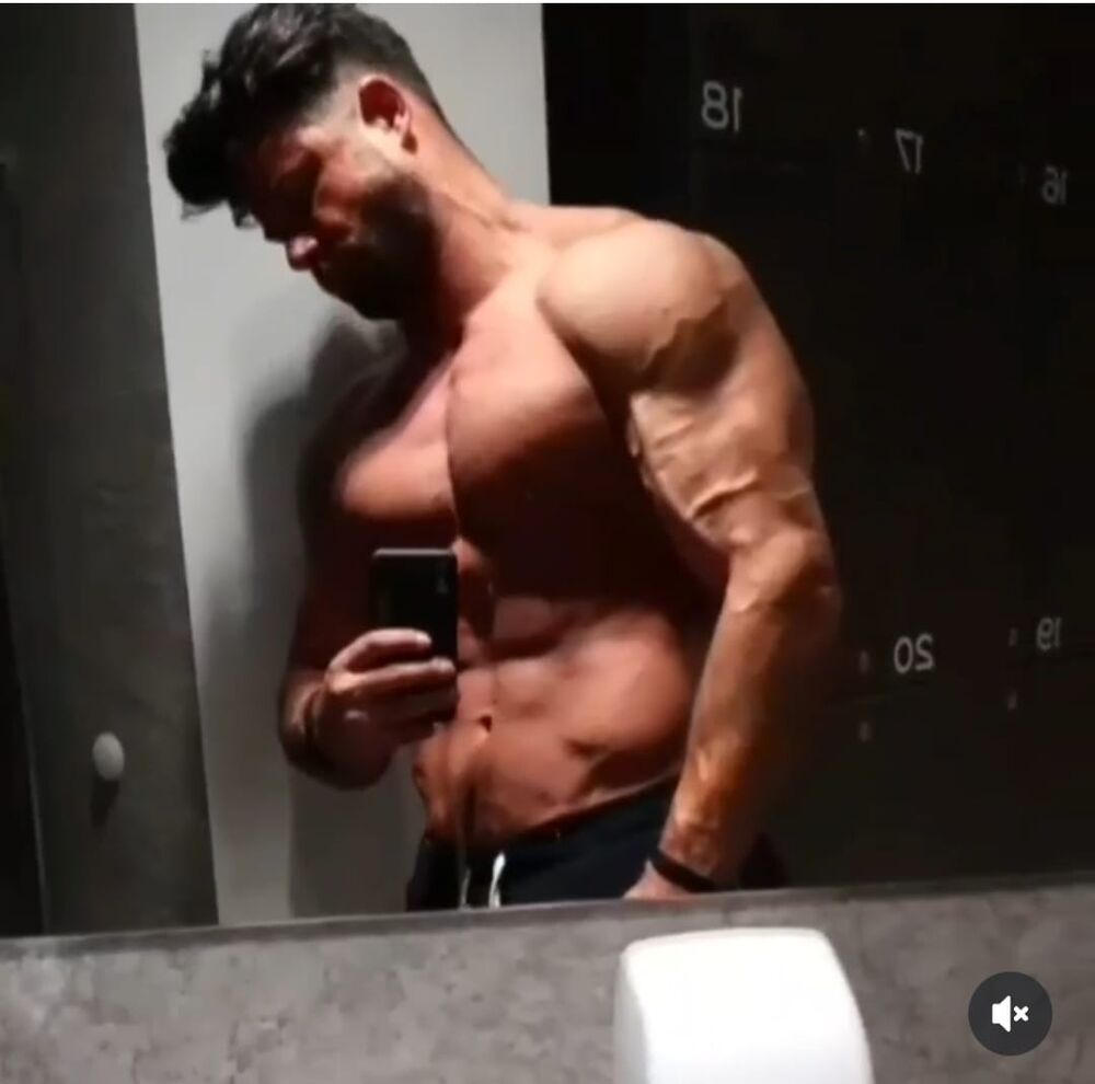 Pre povrede je izgledao ovako