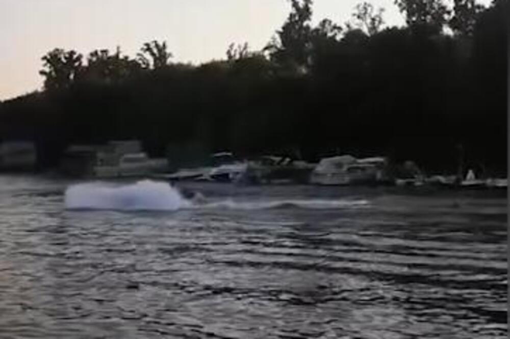 Užas na Tamišu: Skuterom prošao kroz grupu dece pa pobegao! Trener pokušao da ih zaštiti, ima povređenih! (VIDEO)