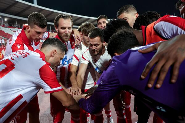 Zvezda se oglasila: Delije pale u trans!