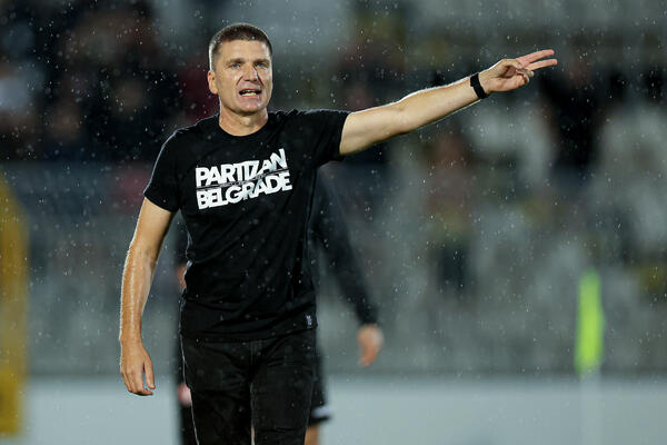 Blagojević otvoreno o pojačanjima: Evo šta je rekao o dolascima Popovića i Nastasića!