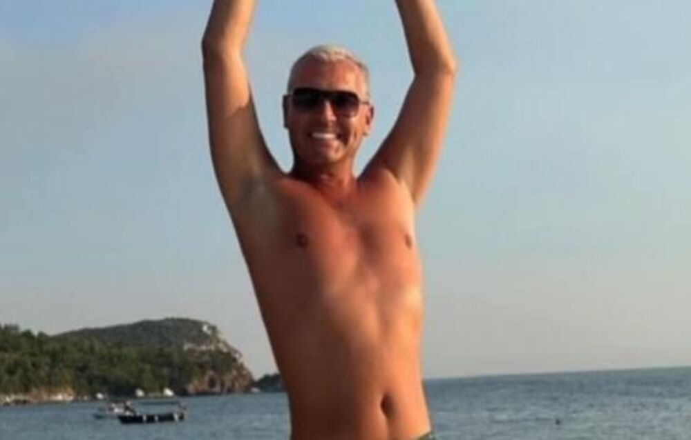 KO IH JE DELIO? INTIMNI SNIMCI VODITELJA PINKA ZABEZEKNULI NAROD - on progovorio o AKCIJANJU pred kamerama