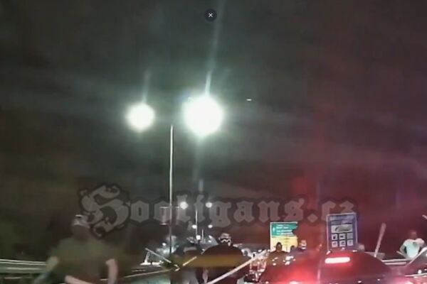 Isplivao jeziv snimak: Pogledajte kako su navijači Zvezde napali Poljake na autoputu! (VIDEO)