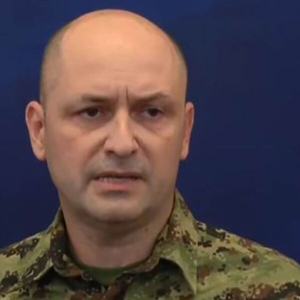 Oglasio se direktor VBA o napadu na pripadnike Vojske Srbije u Novom Sadu: "Palicama i bakljama su napali Kobre"