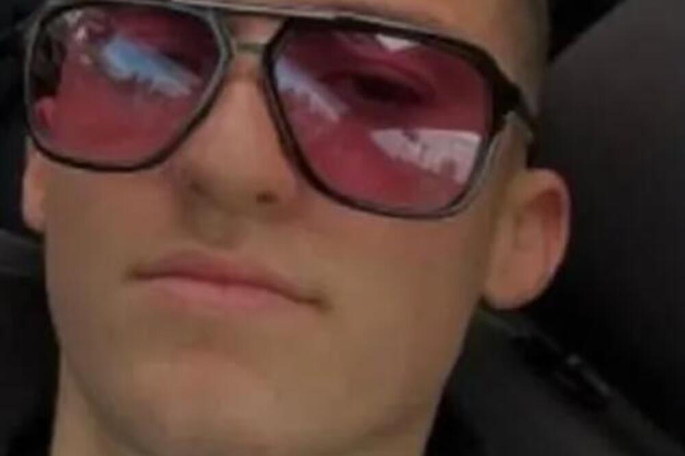 Ovo je Andrej zbog kojeg je region na nogama! Ukoliko ga vidite - momentalno pozovite policiju! (FOTO)