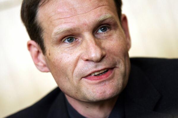 Žrtvin polni organ pojeo uz krompir i prokelj! Kanibal iz Nemačke hoće na slobodu, neko ga čeka!