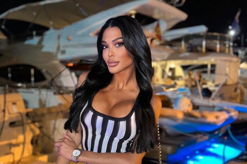 Starleta doživela šok na kućnom pragu! Snimila šta je zatekla ispred, pa sve bacila u rebus