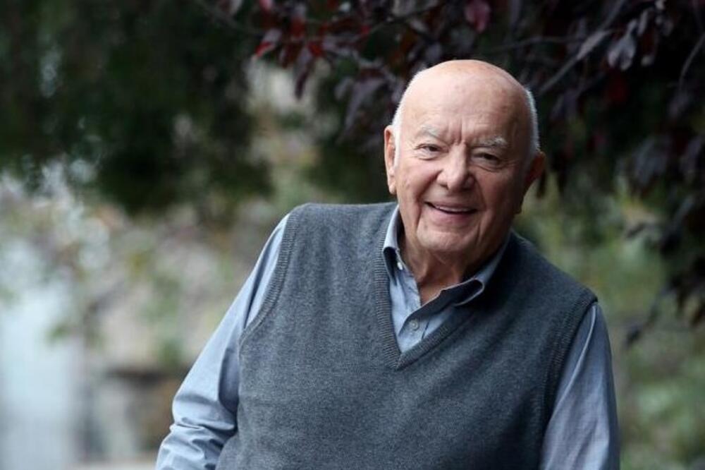 Dirljivo: Brentford pred duel sa Vilom odao počast Den Tani!