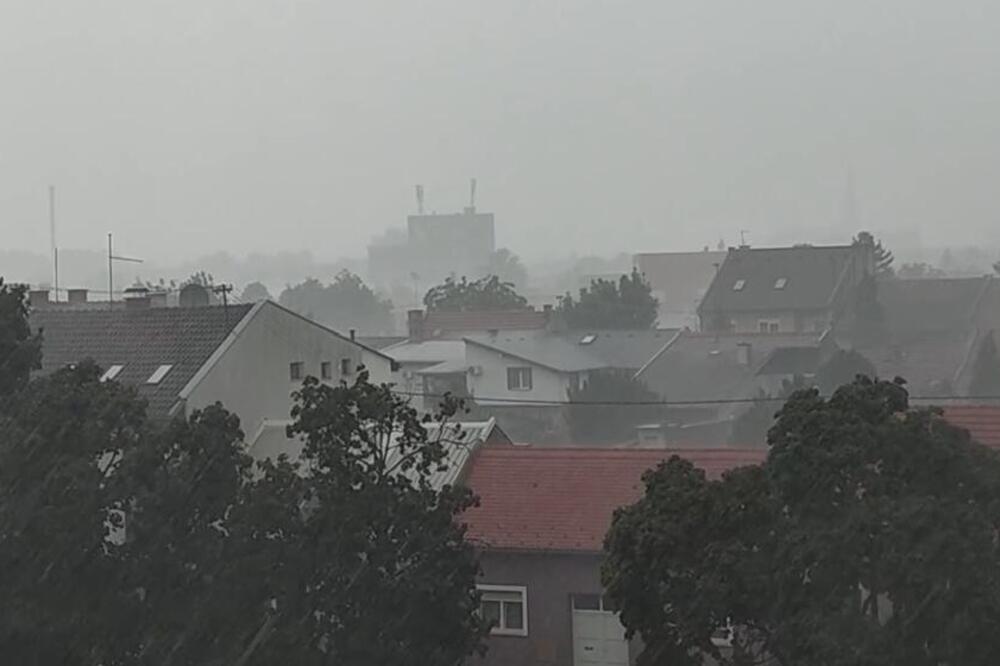 RHMZ UPOZORAVA: U narednih SAT VREMENA kreću jaki pljuskovi i GRAD u jednom delu Srbije, SKLONITE SE NA VREME