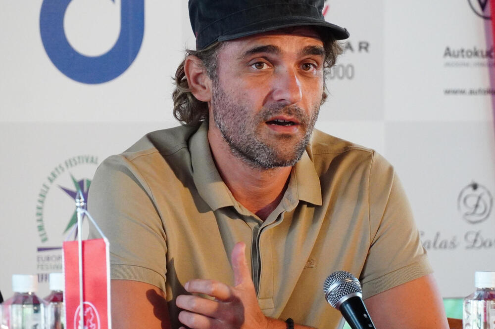 KAKO OD OBIČNOG PODSTANARA DO VLANIKA OVOG LUKS STANA? Komšije progovorile o Bukviću - isplivala istina