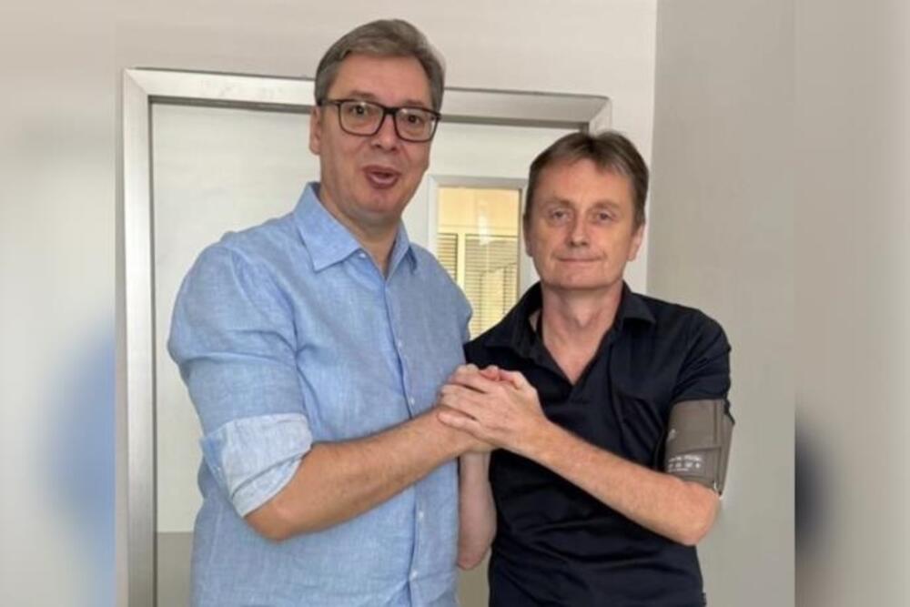 "Naš Darko napušta bolnicu, a za mesec dana se vraća redovnim aktivnostima": Ministar ide kući na oporavak! (FOTO)