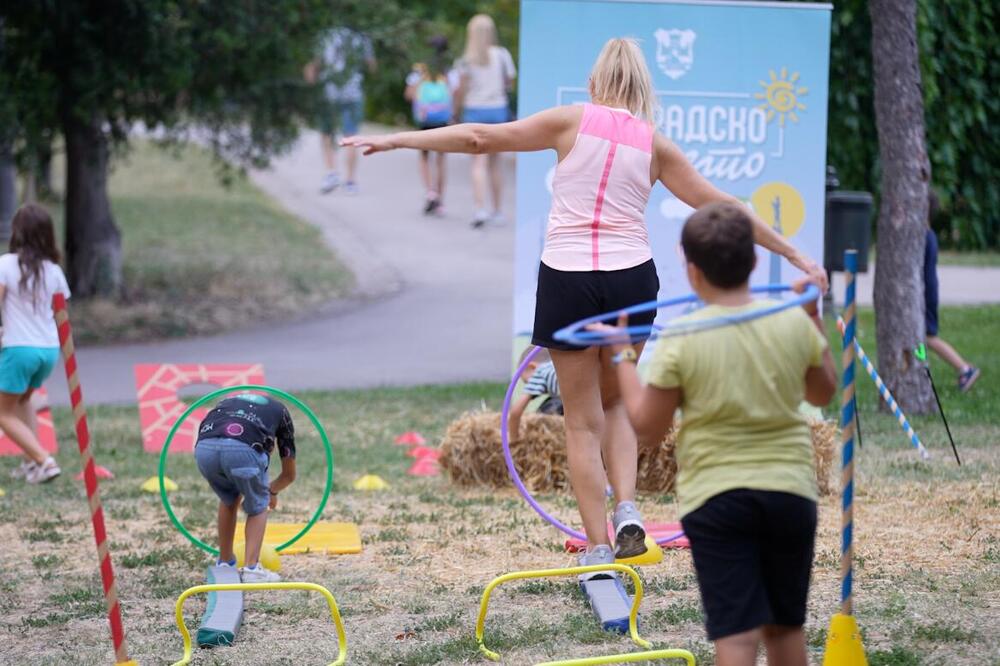 VESELA ATMOSFERA I RADOST OBELEŽILI NEDELJU NA „BEOGRADSKOM LETU”: Sadržaji za sve uzraste na više lokacija