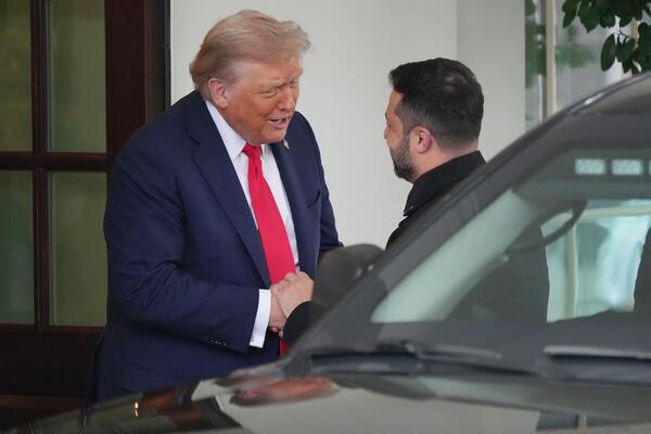 Tramp zanemeo na poređenje Volodimira Zelenskog: Predsednik Ukrajine govorio o teritorijama, evo šta se sprema!