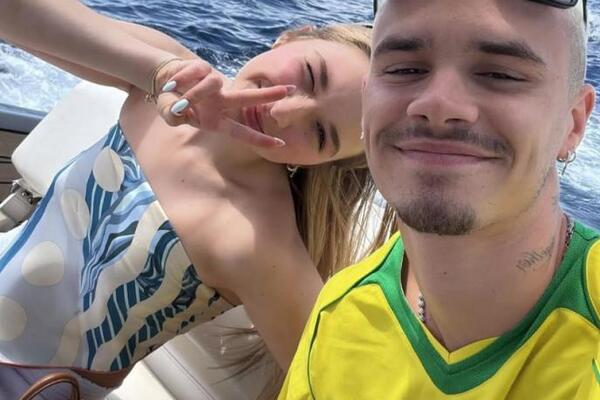 LEPO JE KAD SI ĆERKA BOGATAŠA! Sa 14 godina se baškari na jahti vrednoj 16 milion: Svi kažu da je ISTA MAMA, ŠOK