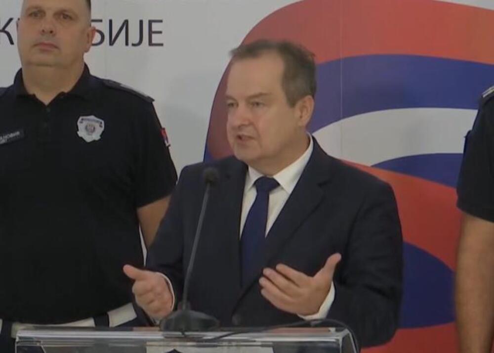 Oglasio se Ivica Dačić o slučaju Nikoline Sinđelić: Ministar izneo detalje hapšenja blokadera