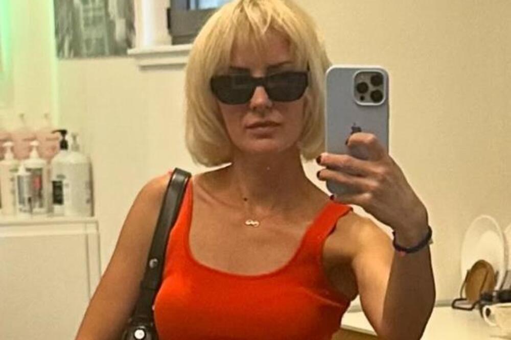 ŽURAJA MOŽE DA PROČNE! Milena (38) izašla sa bliznakinjama iz porodilišta - pogledajte vi samo OVAJ PRIZOR