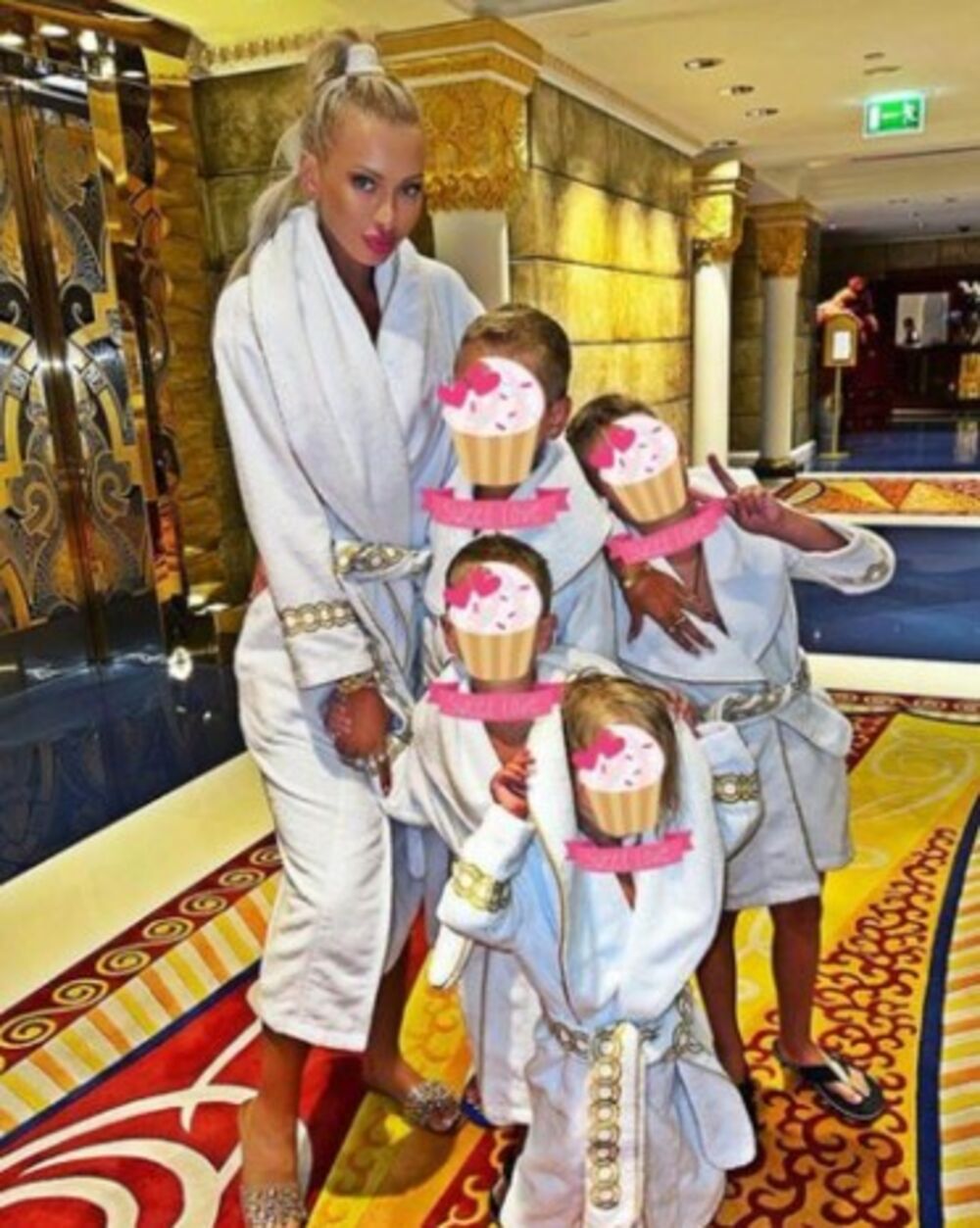 Milica sa mužem i decom