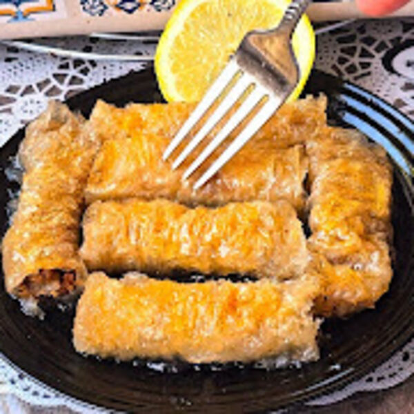 Neodoljiva slatka pita: Za ljubitelje oraha ovo će biti pravo uživanje, svi će vam tražiti još jedno parče