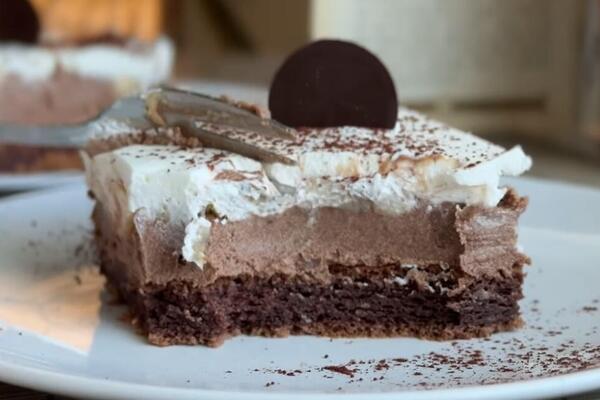 Kremaste, sočne i bogate ukusom: Bez eurokrem kocki ne sme nijedna slava da prođe - gosti će se otimati za parče!