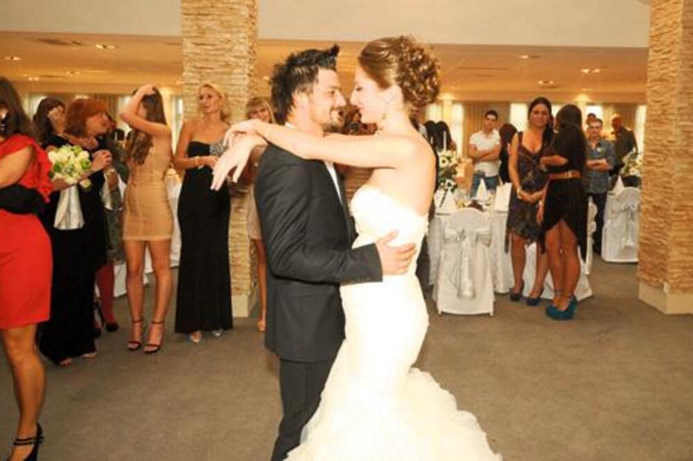 Bivša rijaliti učesnica fizički se obračunala s bivšim mužem: Policija hitno reagovala, evo kako je došlo do sukoba