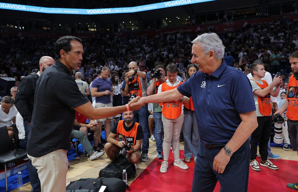 Pozdrav Erika Spolstre i Svetislava Pešića pred meč Srbije i Slovenije