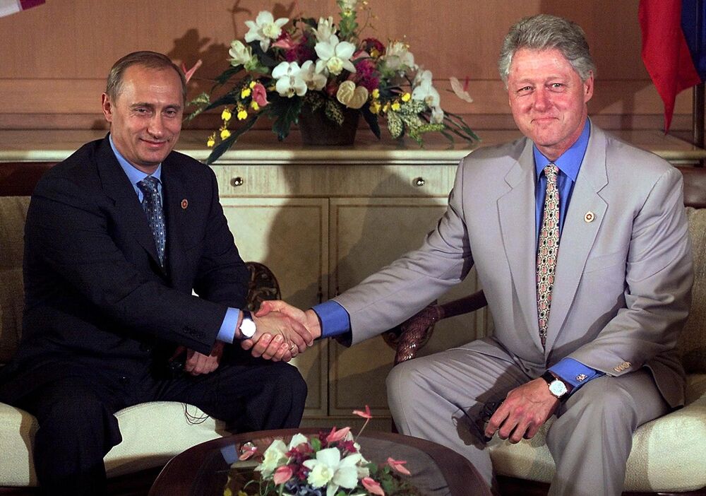 Vladimir Putin, Bil Klinton