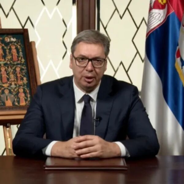 Vučić: Smatram da je važno da čujemo zahteve demonstranata, nudim razgovor i debatu na svim televizijama!