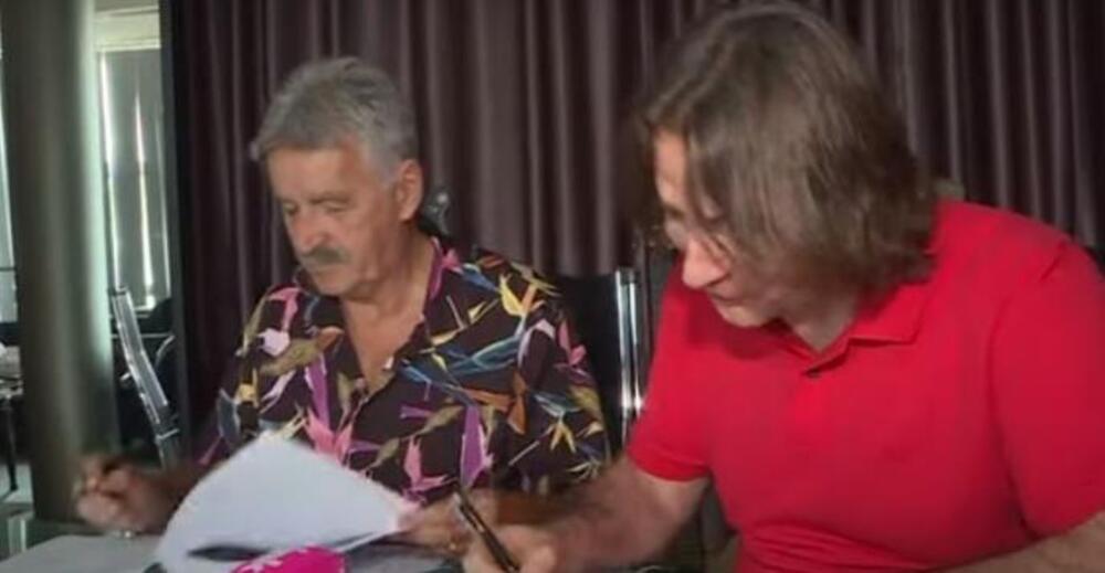 Željko Mitrović razkriva podrobnosti o "Pinkovih zvezdah": Kandidati podpisujejo pomembne dokumente