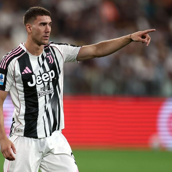 Italijanski velikan se ponovo vratio u trku sa Barselonom oko potpisa Dušana Vlahovića (Foto)