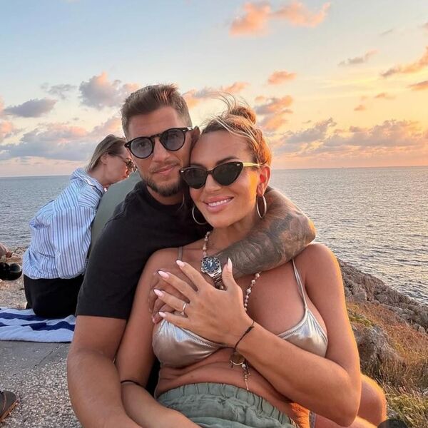 Iva Bojanović otkrila u kojem je mesecu trudnoće: Evo kako je Joca reagovao kada je saznao da će postati otac