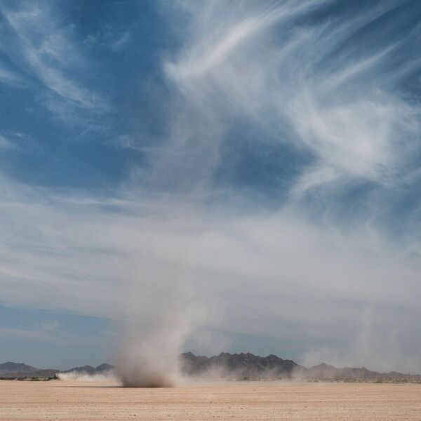 Ljudi se krste sa obe ruke nakon ove scene na Makišu: Kao đavoljom rukom stvoren kovitlac, ovo se viđa u pustinjama