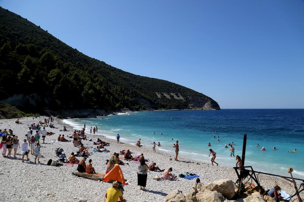 Cena kvadrata na moru prava bagatela! Srbi se masovno otimaju za nekretnine u ovoj zemlji u komšiluku