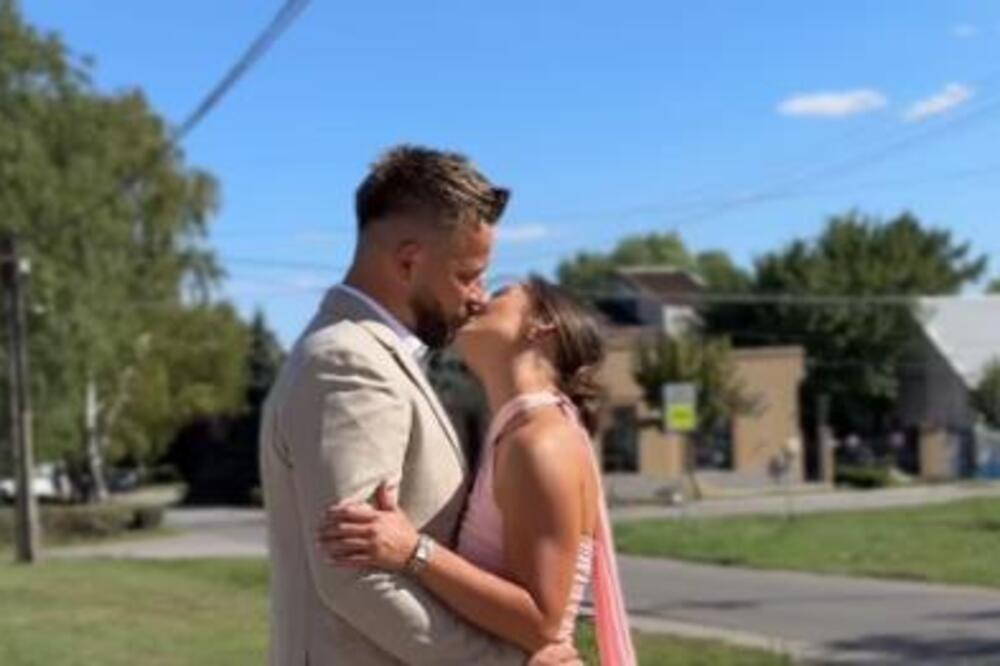 NASTAVNIK OSVOJIO UČENICU, A SAD IMAJU I DETE: Srbi su brujali o tome - sad da vidite šta rade NEĆE VAM BITI DOBRO