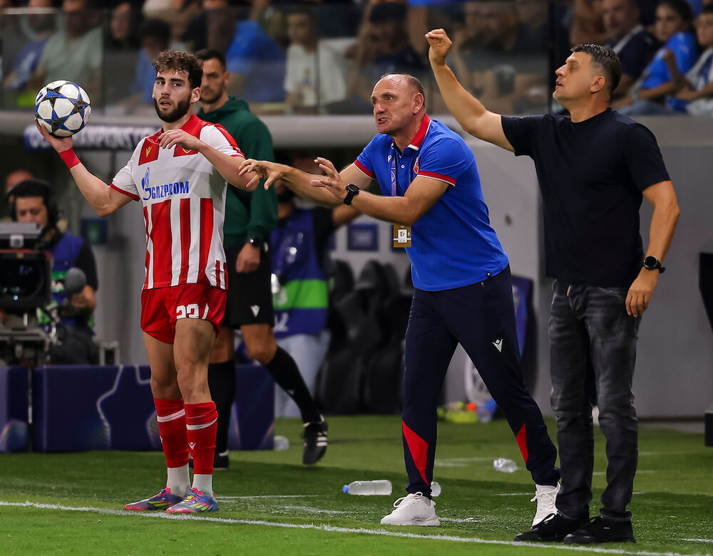 Vladan Milojević na utakmici Pafosa i Crvene zvezde