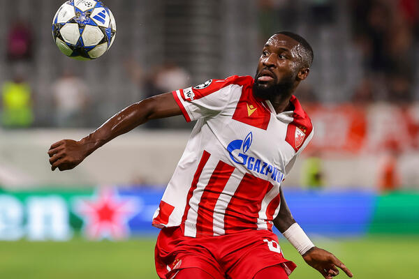 Tragikomično - Šavi Babika - najbolji odgovor kako baciti četiri miliona evra... (Foto)