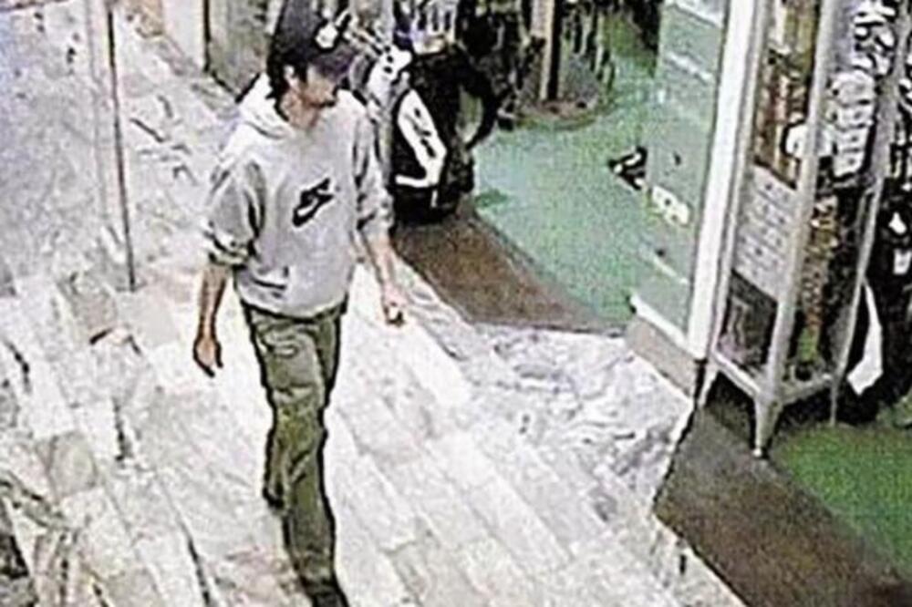 Srbin koji je iskasapio ministarku pred kamerama izlazi iz zatvora! Ubadao je nožem u stomak i leđa, jezivi detalji