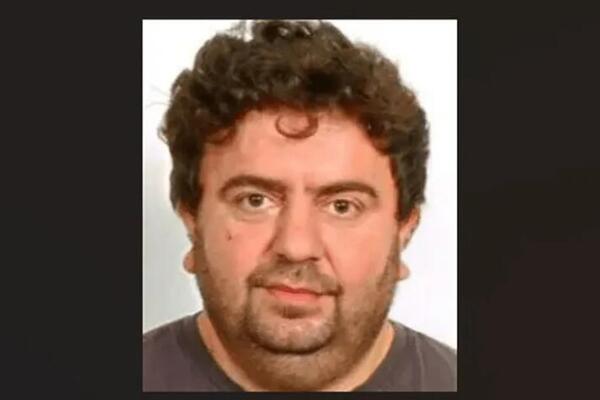 Ako ga vidite, ne prilazite mu ni pod tačkom razno! Ima srpsko i crnogorsko državljanstvo - opasan je i naoružan!