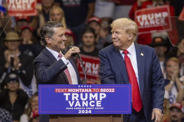 Izgubio doktorsku licencu zbog skandala! Evo ko je lekar koji je Trampa proglasio zdravim, pun je kontroverzi!