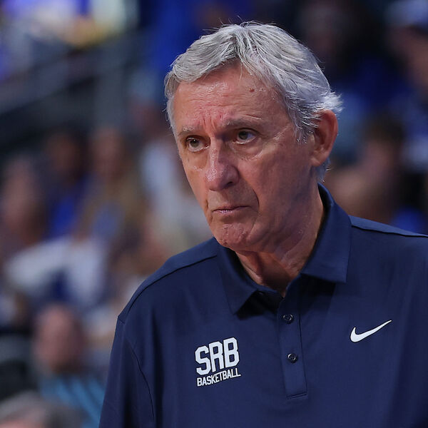 Opaki virus pokosio reprezentaciju Srbije na Eurobasketu! Šok po sletanju u Beograd - Pešić otkrio sve detalje!