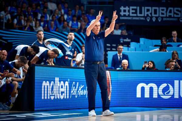 Svetislav Pešić ga predlagao za naslednika na klupi Srbije, a on preuzeo grčki Iraklis (Foto)