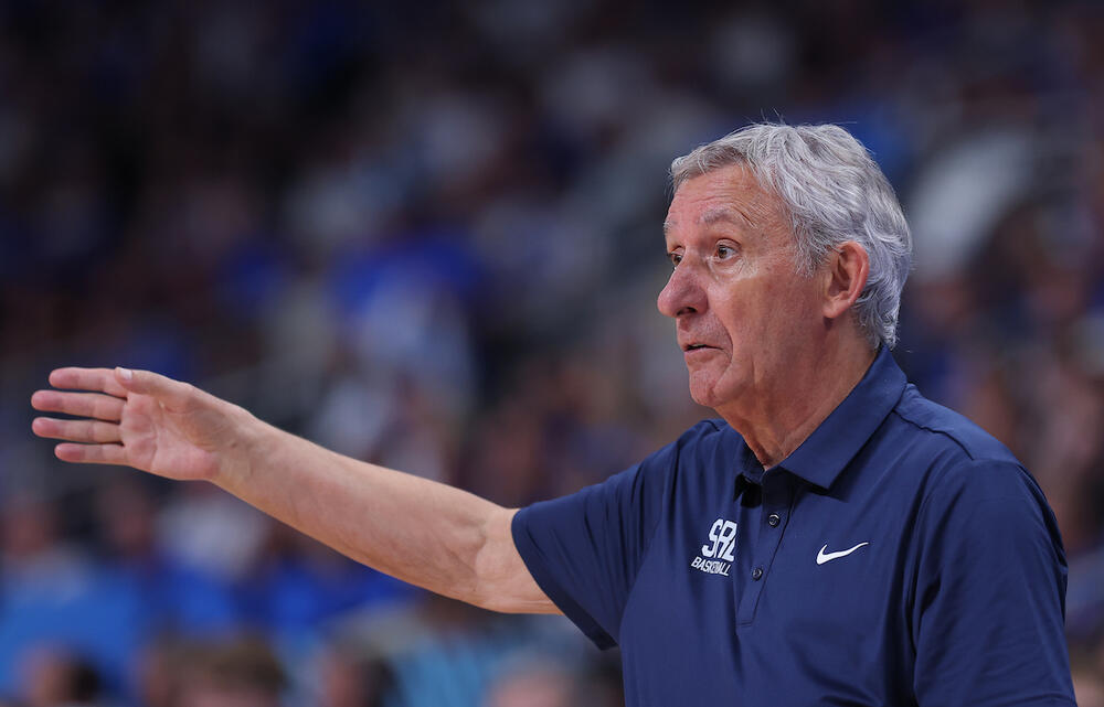 "Ovo nije fudbal, ovo je košarka" Pešić digao naciju na noge nakon neuspeha na Eurobasketu - pomenuo i ostavku!