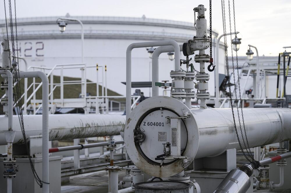 "Njemu je zabranjen ulazak u Mađarsku!": Družba ponovo radi, ovo su posledice ukrajinskog napada na naftovod!