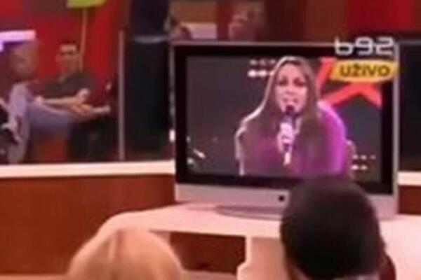 Voditeljka se uključila u program i desilo se najveće poniženje u istoriji! Ljudi zevali, nacija vrištala