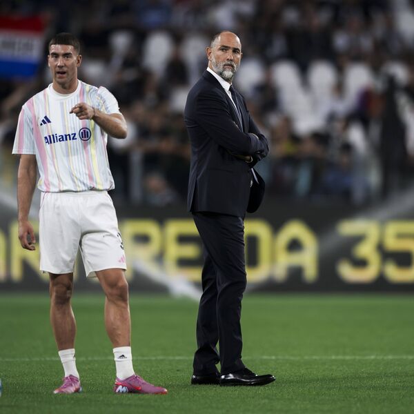 Juventus smenjuje Tudora i dovodi trenera koji će promeniti Vlahovićevu sudbinu u Torinu?