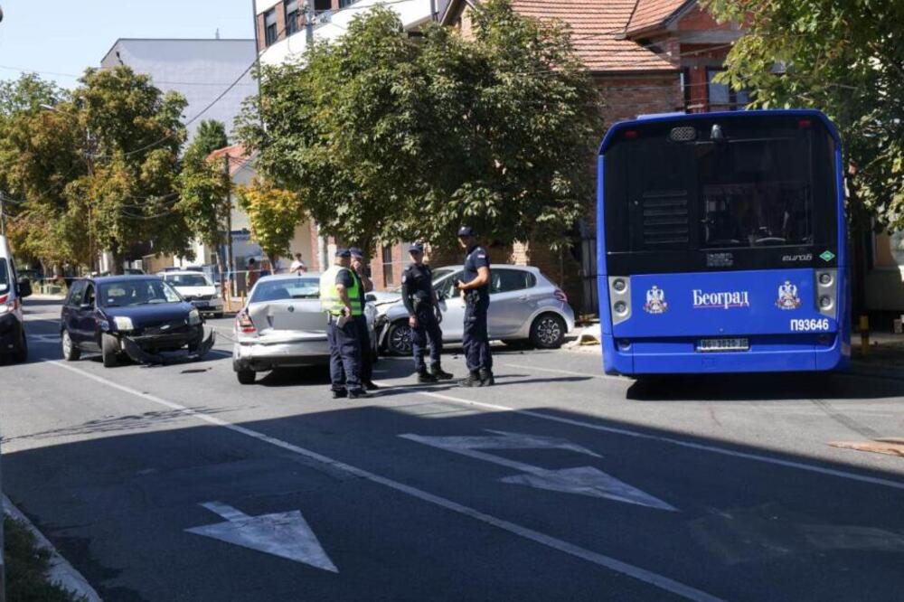 Uhapšen vozač autobusa koji je usmrtio devojčicu (15) u Zemunu!