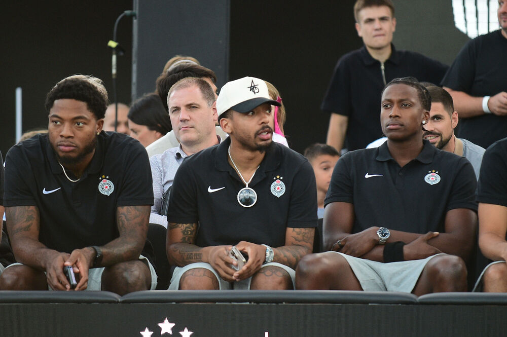 Tajrik Džons, Karlik Džons i Frenk Nilikina