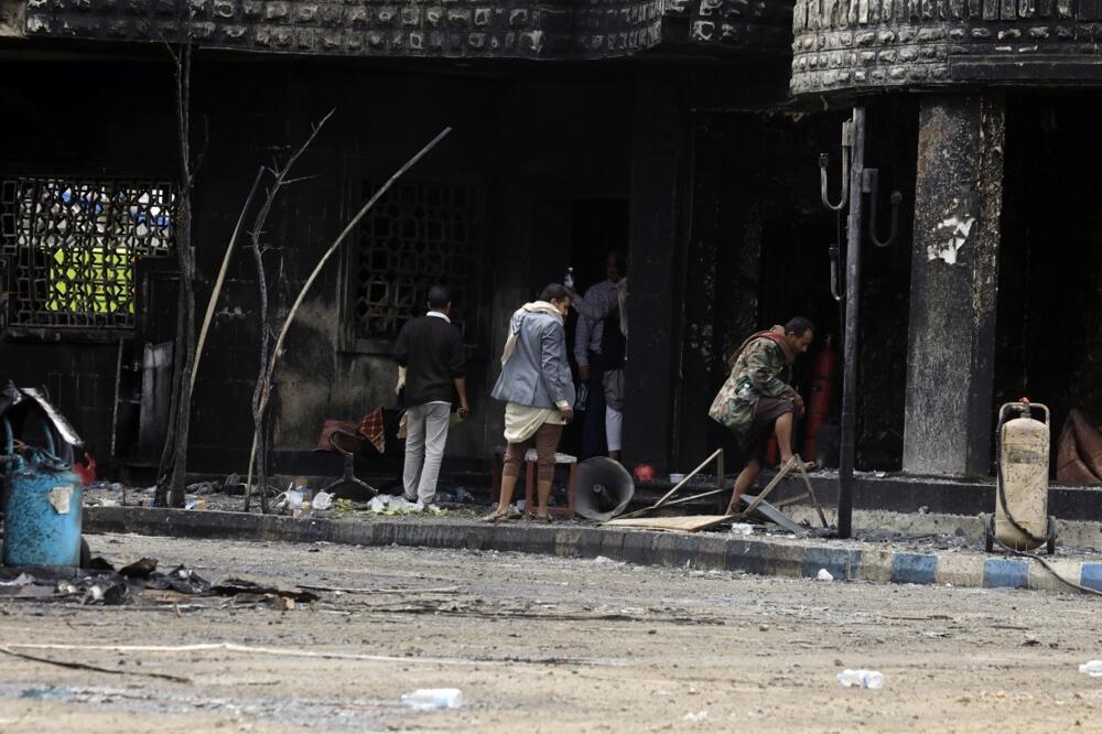 IZRAEL OBEZGLAVIO HUTE?! Premijer, vrh vlade i CELA VOJNA ELITA UBIJENI u brutalnom vazdušnom napadu u Jemenu!