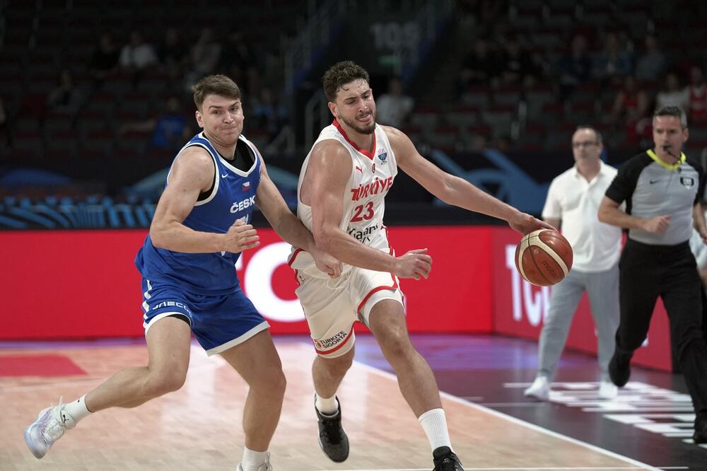 "Bejbi Jokić" nerešiva enigma za Češku! Turska se "probudila" posle tehničke za Atamana (Video/Foto)