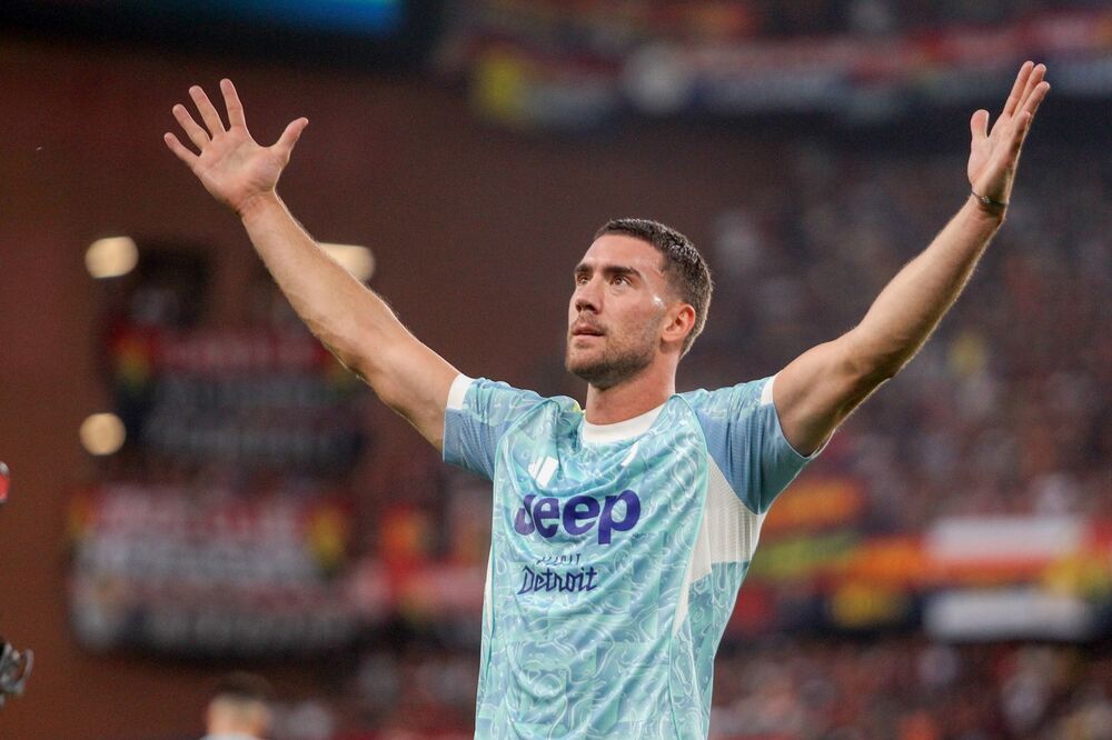 Barselona odustala od Vlahovića jer se Dušan dogovorio sa drugim velikanom?!