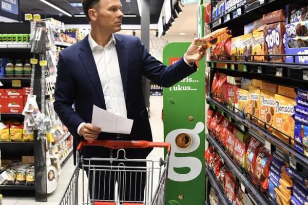 MINISTAR MALI U KUPOVINI POSLE POJEFTINJENJA: Račun je pre nekoliko dana bio 4.991 dinara, evo koliko iznosi danas